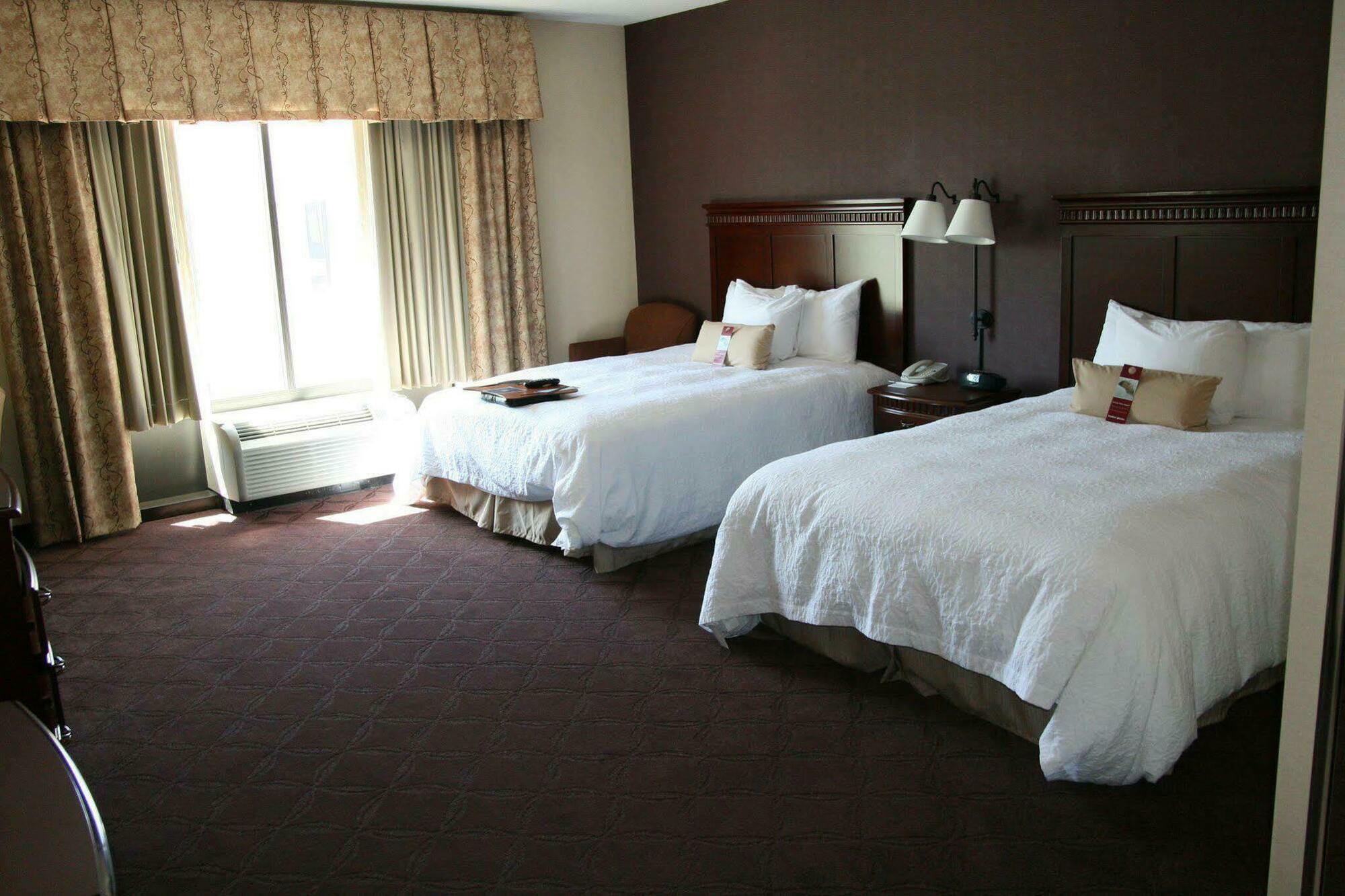 Hampton Inn & Suites Chesapeake-Battlefield Boulevard Room photo